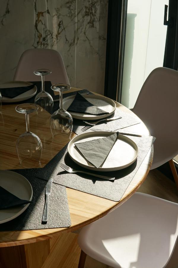 Hostal Montevideo Beachfront Nigrán エクステリア 写真